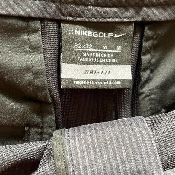 Nike black pinstripe flat front golf pants size 32x31 1/2 - Picture 9 of 13